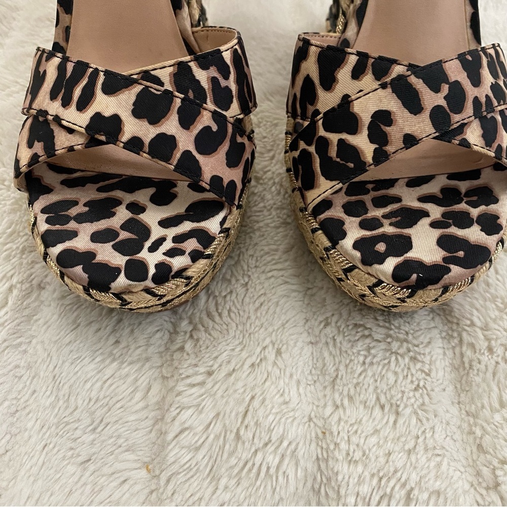 Jennifer Lopez JLo Leopard Print Tan Black Wedge Sandals Ankle Strap Size 7.5 - Picture 4 of 16
